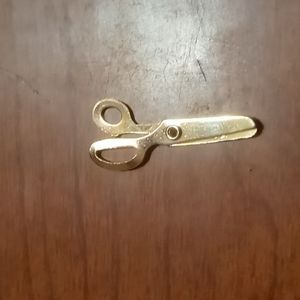 Scissors charm